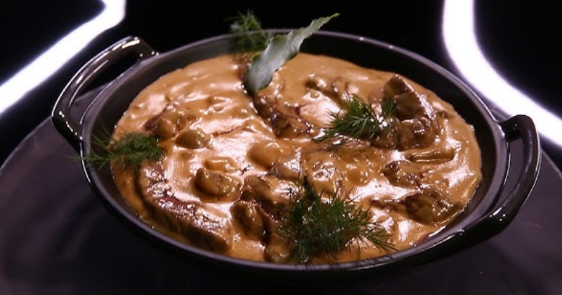 Bœuf Stroganoff, Alain Ducasse,  traditionnel